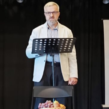 Leszek Kohutek: Jan 15, 1-8 „Trwanie w Chrystusie gwarancją przynoszenia owoców”